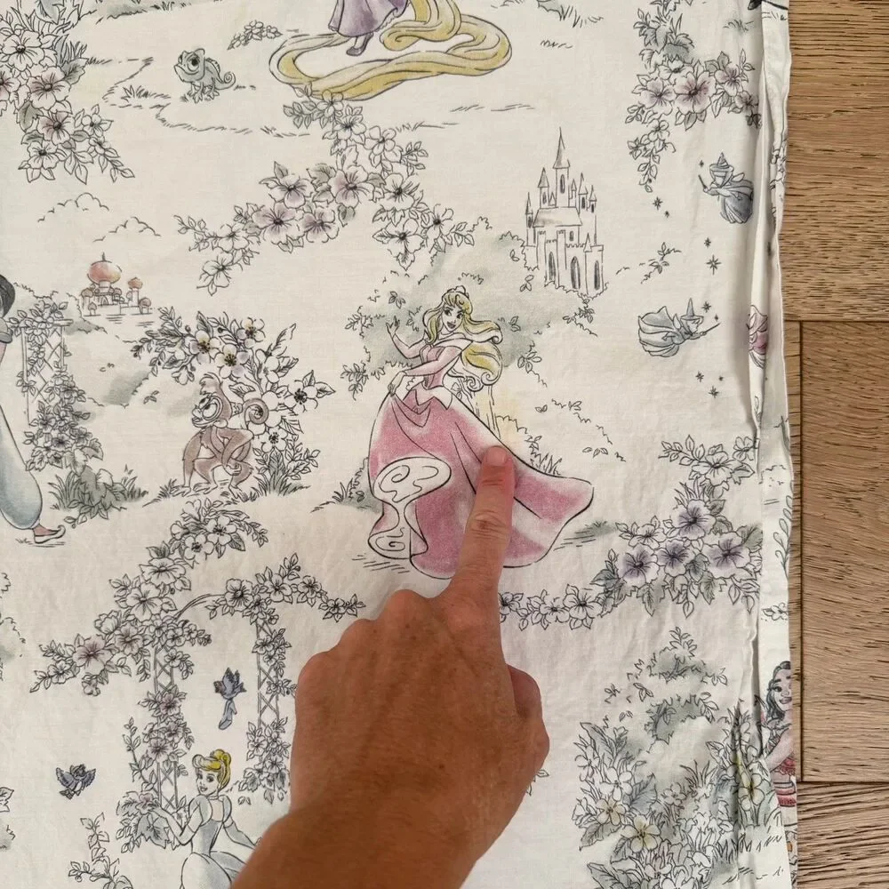 Pottery Barn Kids Disney Princess Heritage Full Flat Sheet Organic Cotton READ
